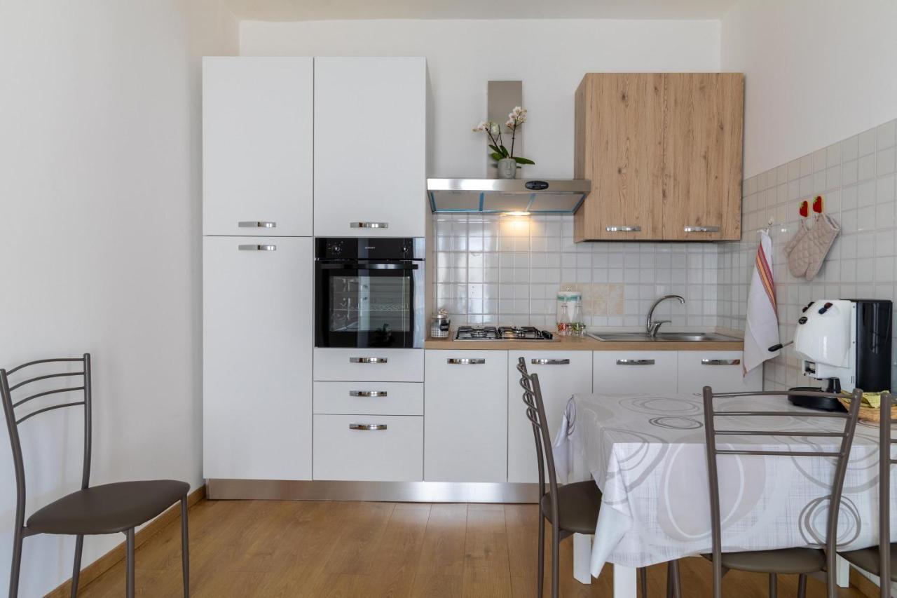 Casa Vacanza I Due Ulivi Μόντικα Εξωτερικό φωτογραφία