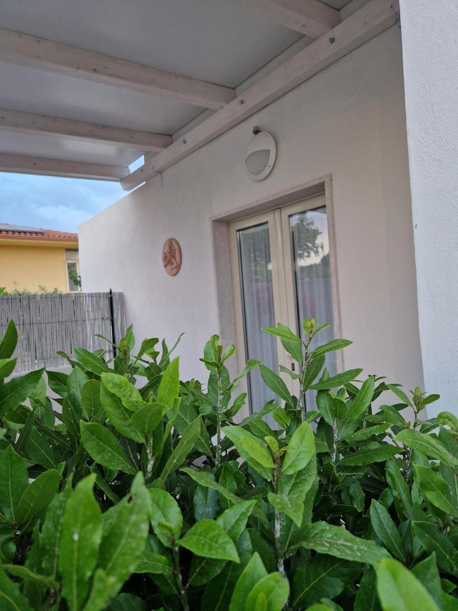 Casa Vacanza I Due Ulivi Μόντικα Εξωτερικό φωτογραφία